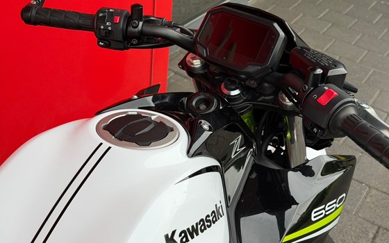 Motorrad Occasion Kawasaki Z650 - Bild 4