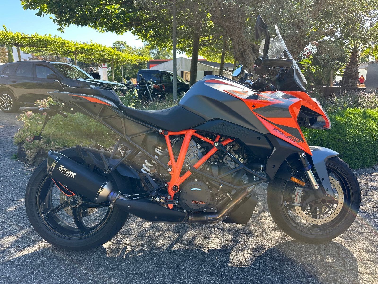 KTM 1290 Super Duke GT 