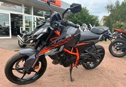 Neumotorrad KTM 390 Duke