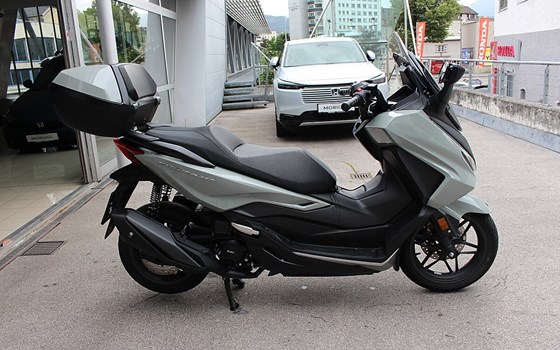 Gebrauchtmotorrad Honda Forza 350 - Bild 5