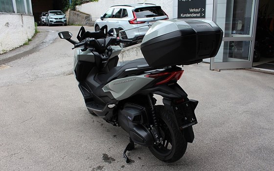 Gebrauchtmotorrad Honda Forza 350 - Bild 7