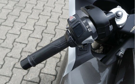 Gebrauchtmotorrad Honda VFR1200 FD - Bild 21