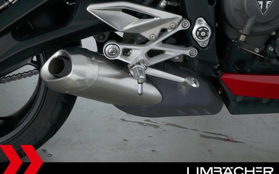 Gebrauchtmotorrad Triumph Street Triple S - Bild 16