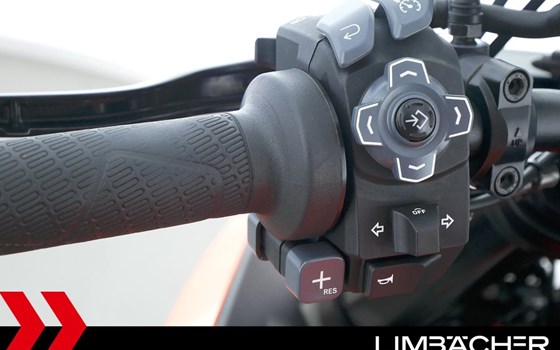 Gebrauchtmotorrad KTM 1390 Super Duke R - Bild 14