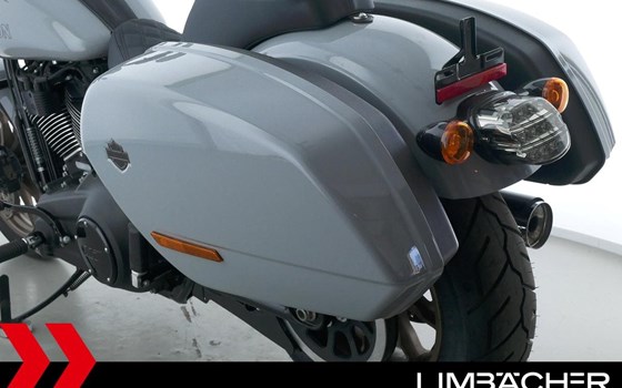 Gebrauchtmotorrad Harley-Davidson Softail Low Rider ST - Bild 18
