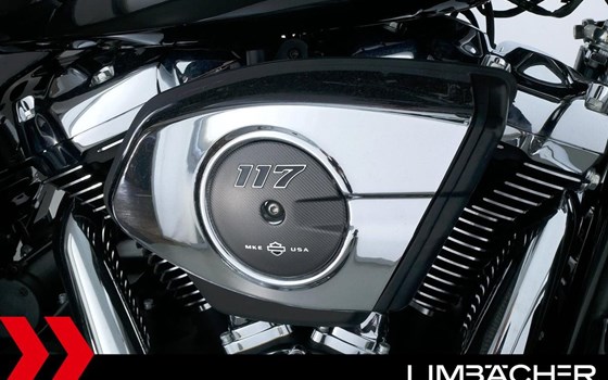 Gebrauchtmotorrad Harley-Davidson Street Glide FLHX - Bild 16