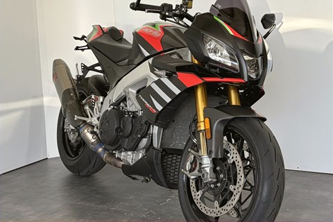 Leiwande Nakedbikes