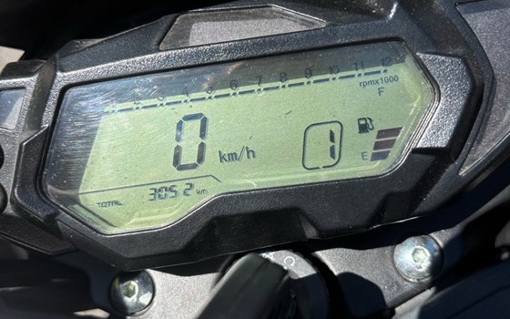 Gebrauchtmotorrad Benelli BN 125 - Bild 4