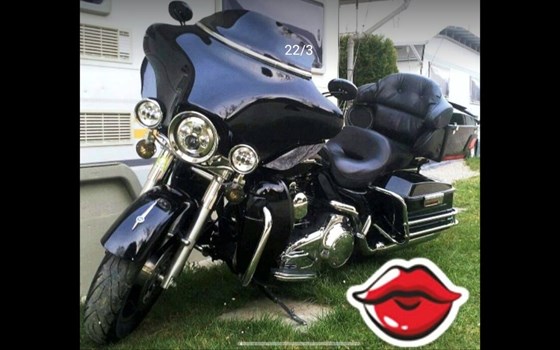 Gebrauchtmotorrad Harley-Davidson Street Glide FLHX - Bild 1