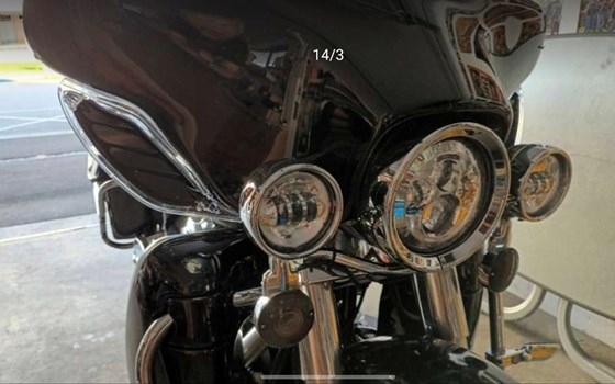 Gebrauchtmotorrad Harley-Davidson Street Glide FLHX - Bild 3