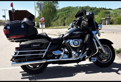 Gebrauchtmotorrad Harley-Davidson Street Glide FLHX - Bild 7