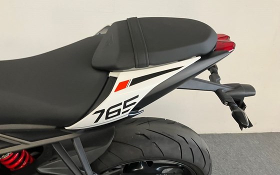 Neufahrzeug Triumph Street Triple 765 R - Bild 11