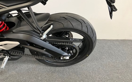 Neufahrzeug Triumph Street Triple 765 R - Bild 14