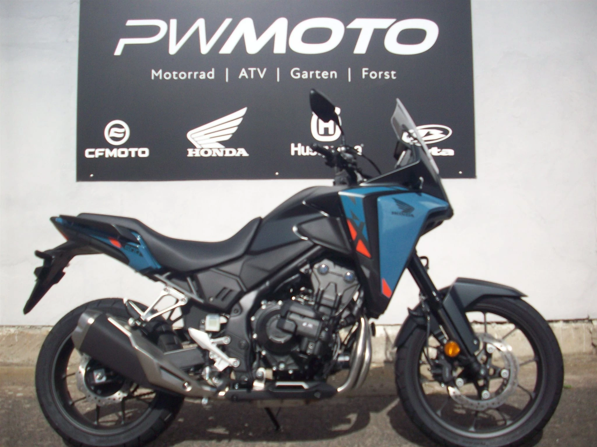 Honda NX500