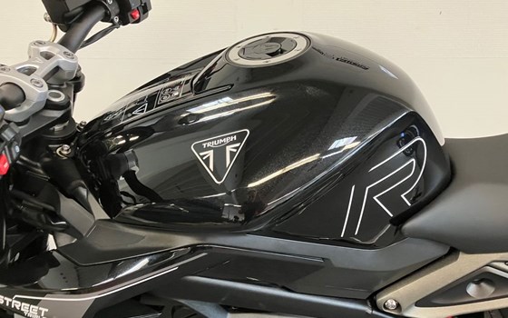 Neufahrzeug Triumph Street Triple 765 R - Bild 11