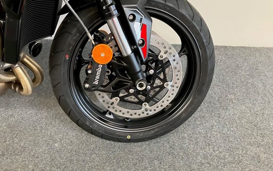 Neufahrzeug Triumph Street Triple 765 R - Bild 9