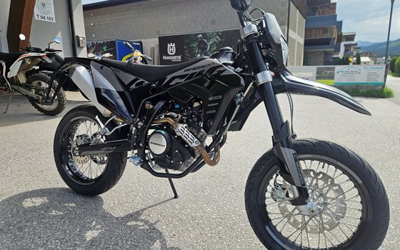 Neufahrzeug Sherco 125 4-Takt SM Black Moon RS - Bild 1