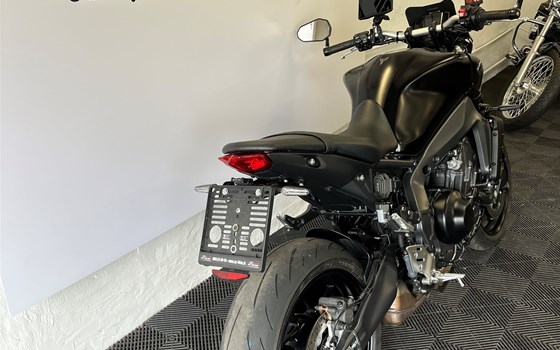 Gebrauchtmotorrad Yamaha MT-09 - Bild 3