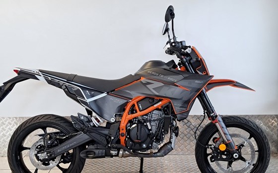 Neufahrzeug KTM 125 SMC R - Bild 1