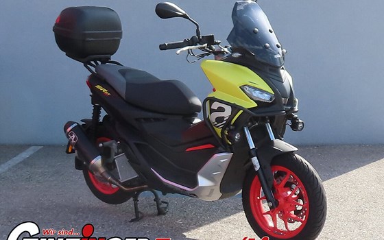 Gebrauchtmotorrad Aprilia SR GT 200 - Bild 1