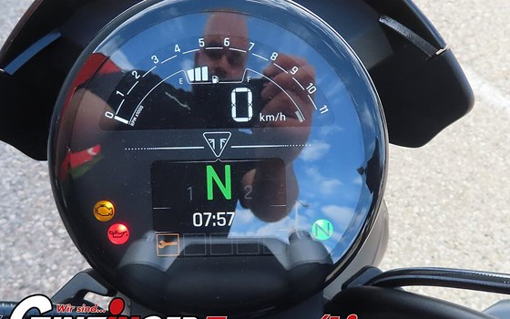Gebrauchtmotorrad Triumph Trident 660 - Bild 5