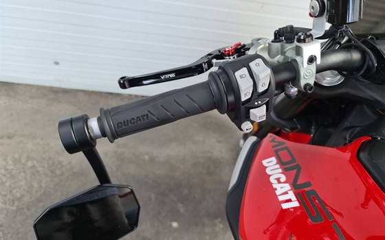Gebrauchtmotorrad Ducati Monster + - Bild 10