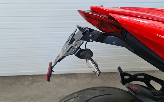 Gebrauchtmotorrad Ducati Monster + - Bild 4