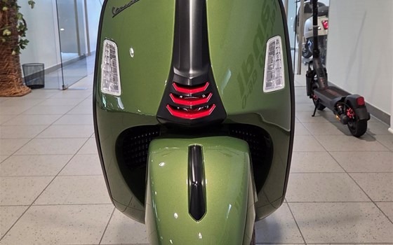 Neufahrzeug Vespa GTS 310 SuperSport - Bild 5