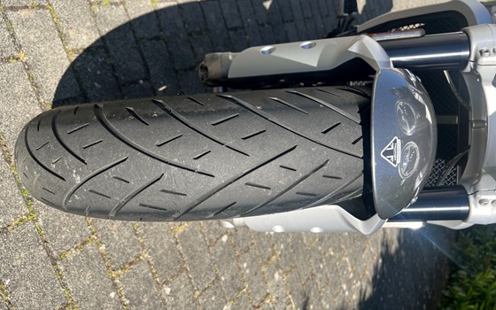 Gebrauchtmotorrad Triumph Rocket 3 GT - Bild 8