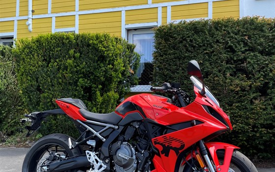 Neufahrzeug Suzuki GSX-8R Daidai-Iro Edition - Bild 1