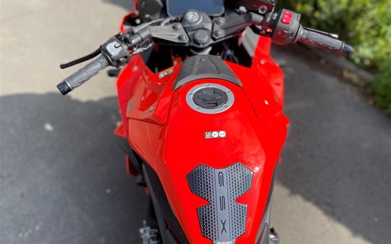 Neufahrzeug Suzuki GSX-8R Daidai-Iro Edition - Bild 6