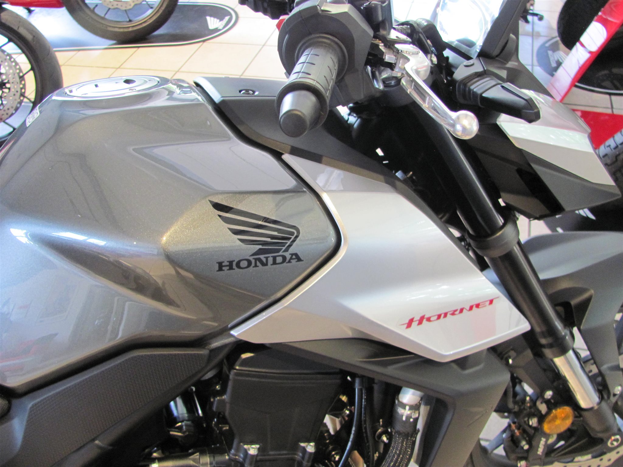 Honda CB750 Hornet