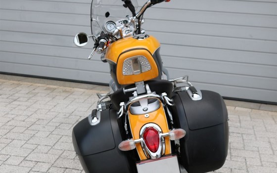 Gebrauchtmotorrad BMW R 1200 C - Bild 2