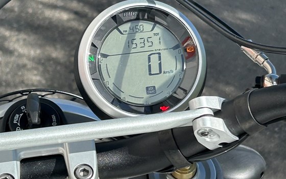 Gebrauchtmotorrad Ducati Scrambler Desert Sled - Bild 6