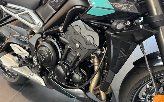 Neufahrzeug Triumph Street Triple 765 RS - Bild 11