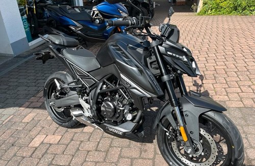 Neumotorrad Voge R125S ABS TCS