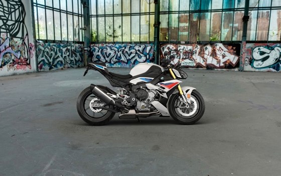 Gebrauchtmotorrad BMW S 1000 R - Bild 1