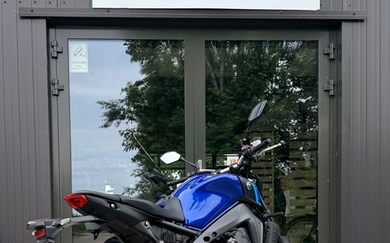 Gebrauchtmotorrad Yamaha MT-09 - Bild 5