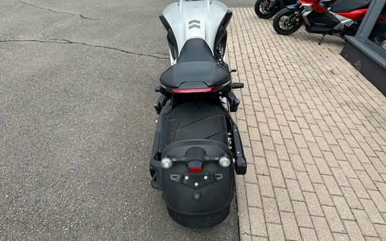 Gebrauchtmotorrad Benda LFC 700 - Bild 4
