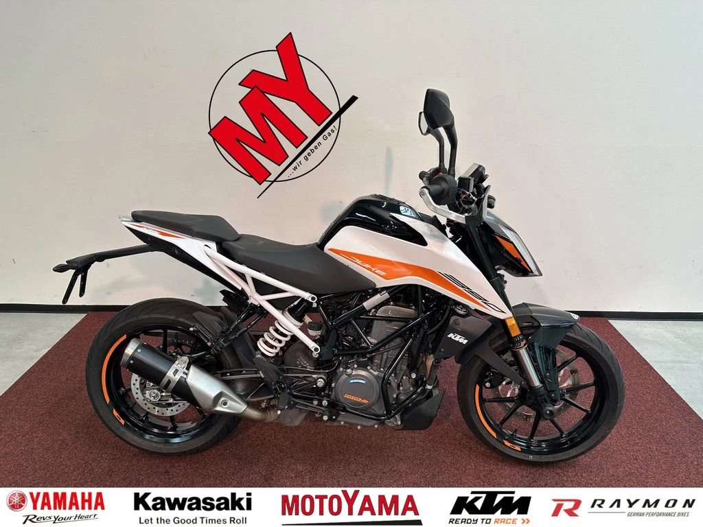 KTM 390 Duke