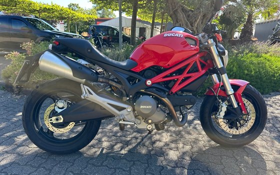Gebrauchtmotorrad Ducati Monster 696 - Bild 1