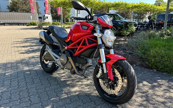 Gebrauchtmotorrad Ducati Monster 696 - Bild 2