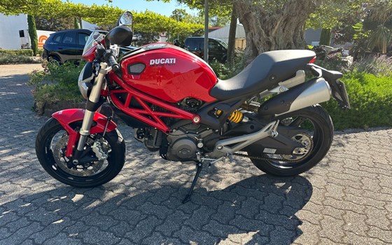 Gebrauchtmotorrad Ducati Monster 696 - Bild 3