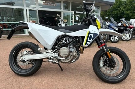 Husqvarna 701 Supermoto