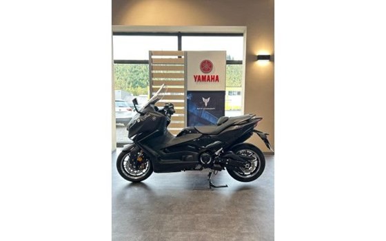 Gebrauchtmotorrad Yamaha TMAX 560 Tech Max - Bild 3