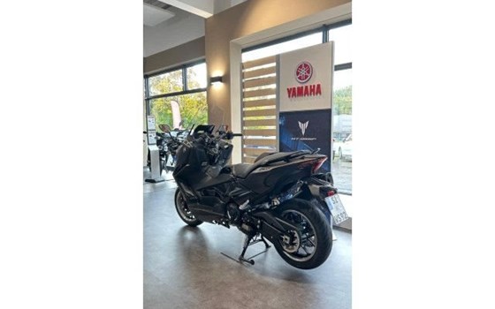 Gebrauchtmotorrad Yamaha TMAX 560 Tech Max - Bild 5