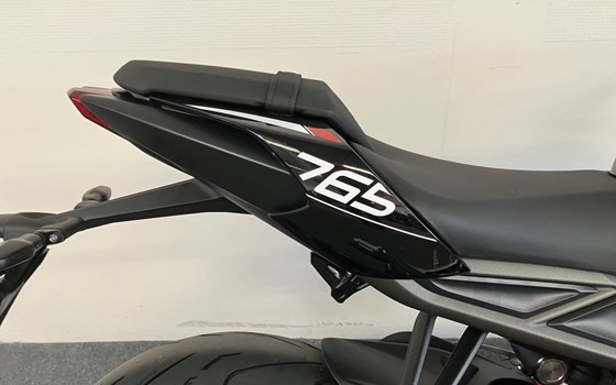 Gebrauchtmotorrad Triumph Street Triple 765 R - Bild 7