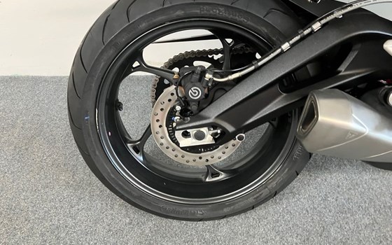 Gebrauchtmotorrad Triumph Street Triple 765 R - Bild 8
