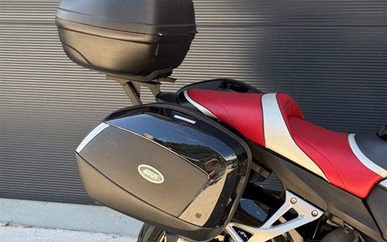 Gebrauchtmotorrad Honda VFR800X Crossrunner - Bild 4