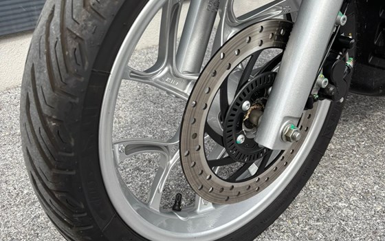 Gebrauchtmotorrad Piaggio Medley 125 - Bild 6